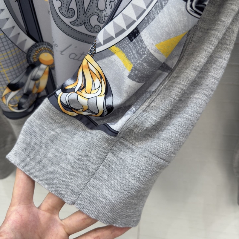 H**me5 sweaters